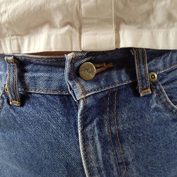 Vintage USA High Rise Mom Jeans By Chic - Picture 8 of 10